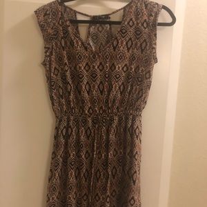 Super cute summer dress. Medium.